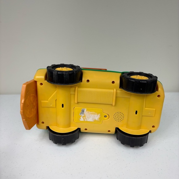 Fisher Price Little People Animal Sounds Safari Truck Green Zoo Vehicle 2011 - Picture 9 of 9